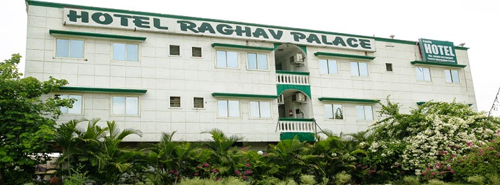Hotel Raghav Palace - Indore 01.jpg